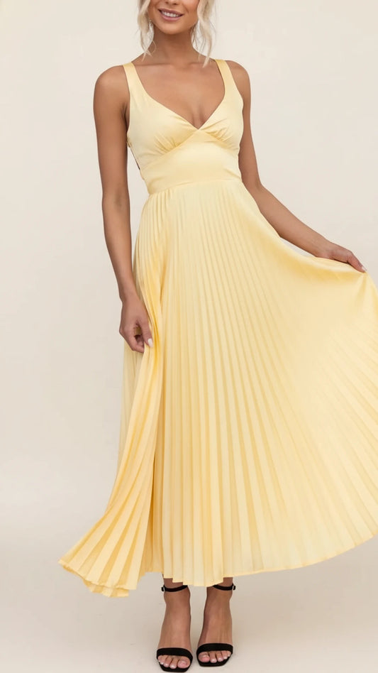 Elegant Pleated A Line Empire Waist Backless Maxi Dress