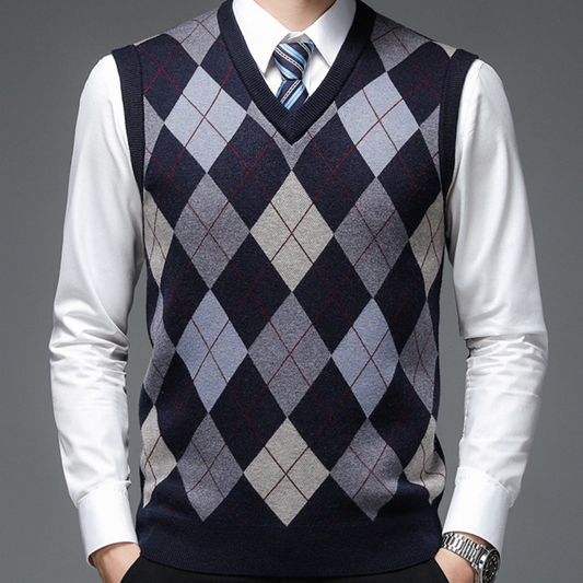 Men's Sweater Vest with Stylish Argyle Pattern