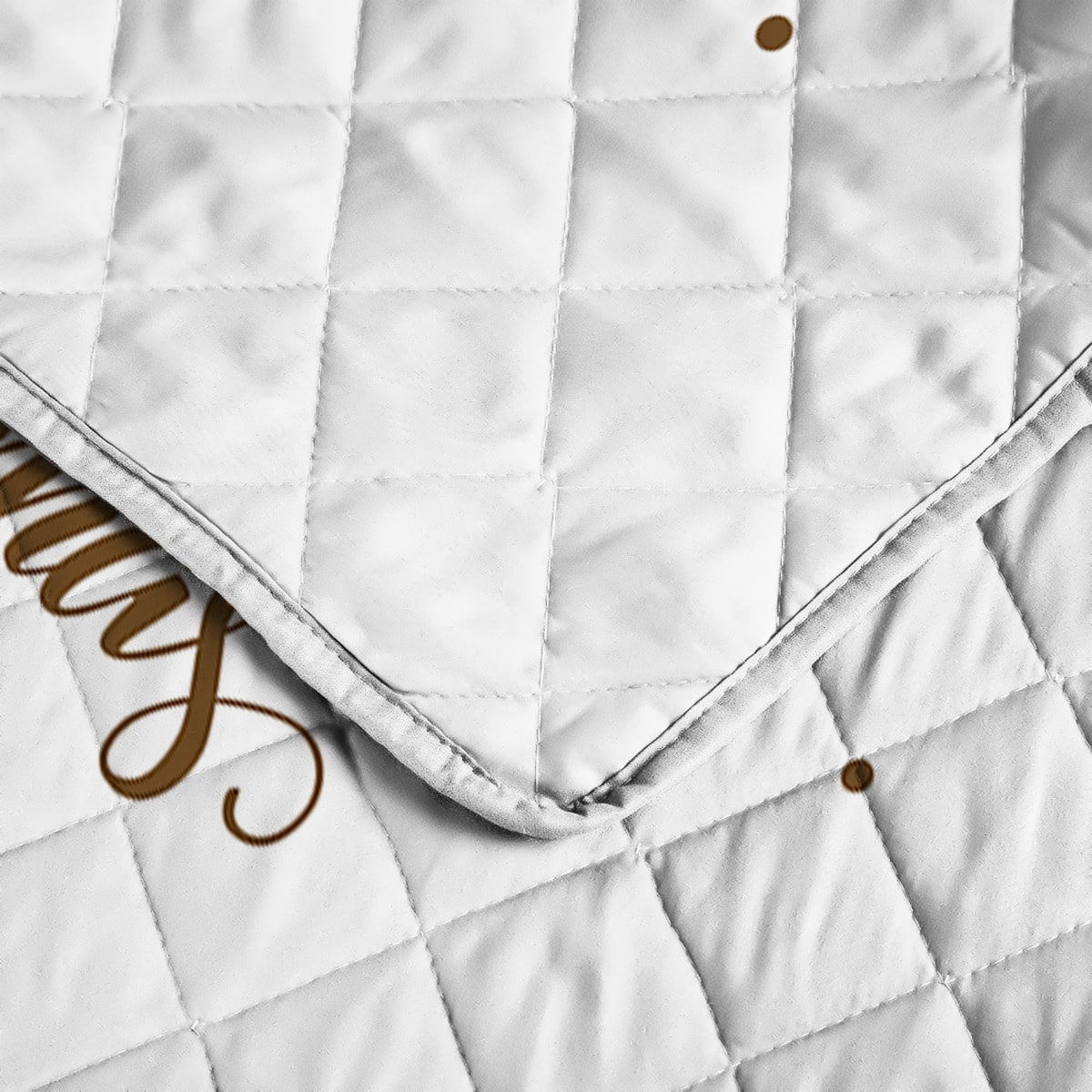 3-Piece Christmas Reindeer Print Bedding Set - Diamond-Quilted Microfiber Quilt and Pillow Shams