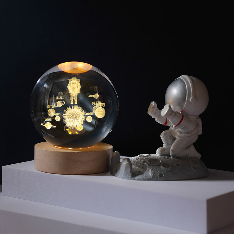 Dayhills | 3D Planet Crystal Ball