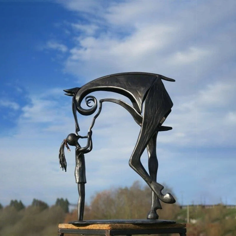 Dayhills | Kiss Horse Sculpture