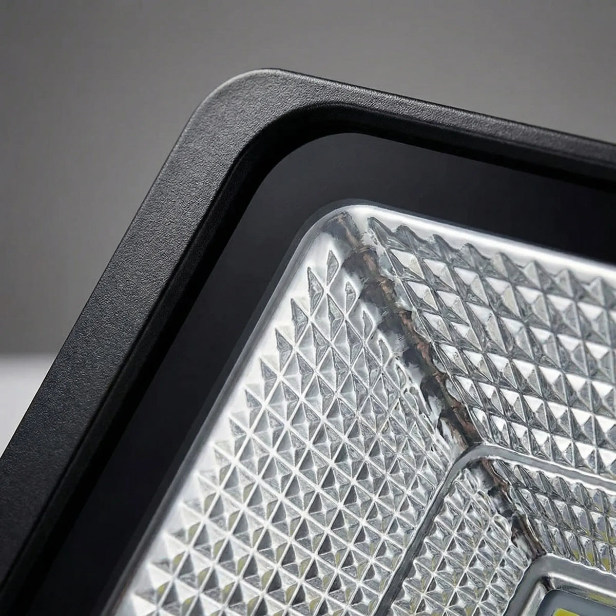 Dayhills | Soluxe Solar-Powered Outdoor Flood Light With Remote