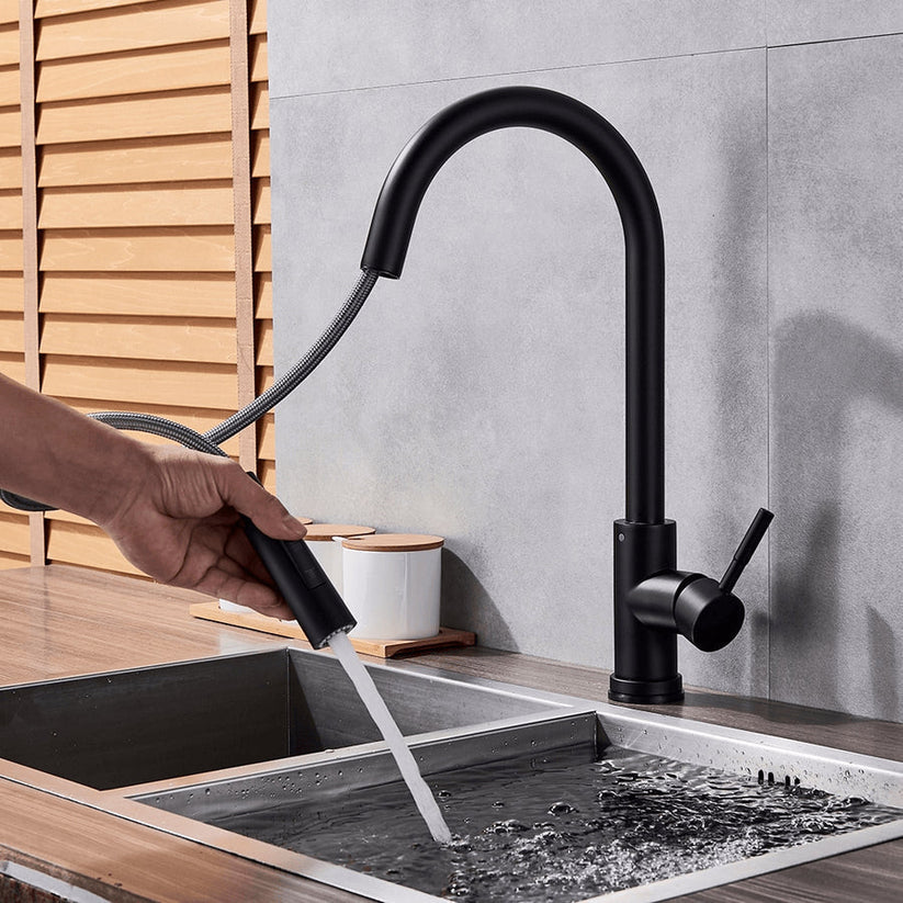 Dayhills | TouchTech Pull-Out Kitchen Tap – Sensor Touchless Mixer Tap with Flexible Spout | Modern Brass Faucet