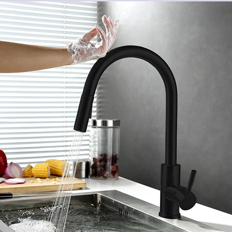Dayhills | TouchTech Pull-Out Kitchen Tap – Sensor Touchless Mixer Tap with Flexible Spout | Modern Brass Faucet