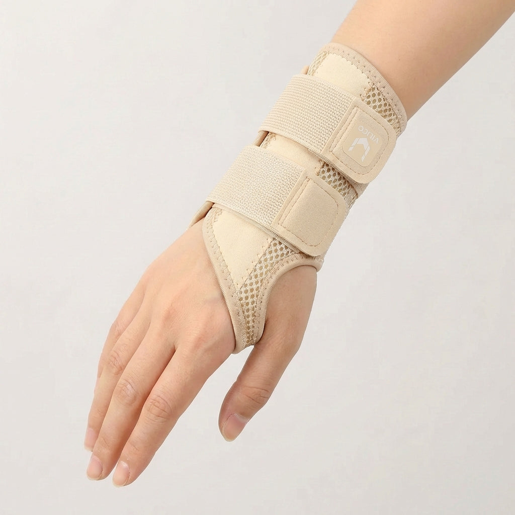 Dayhills | Wristalyn Half Finger Wrist Support