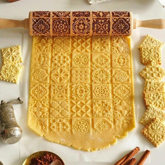 Embossed Wooden Rolling Pin for Christmas Cookies and Pastries