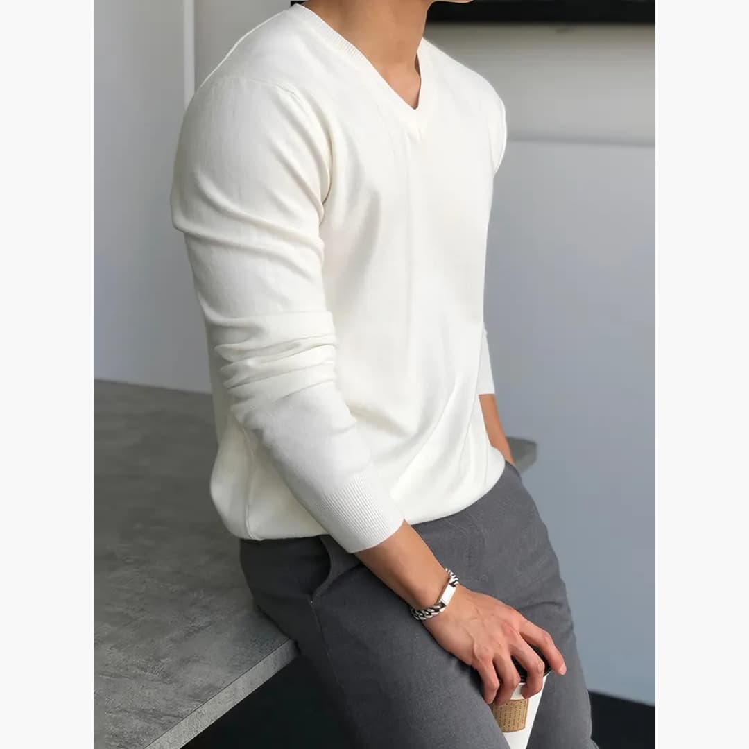 Men's Stylish Long-Sleeved V-Neck Sweater