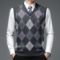 Men's Sweater Vest with Stylish Argyle Pattern