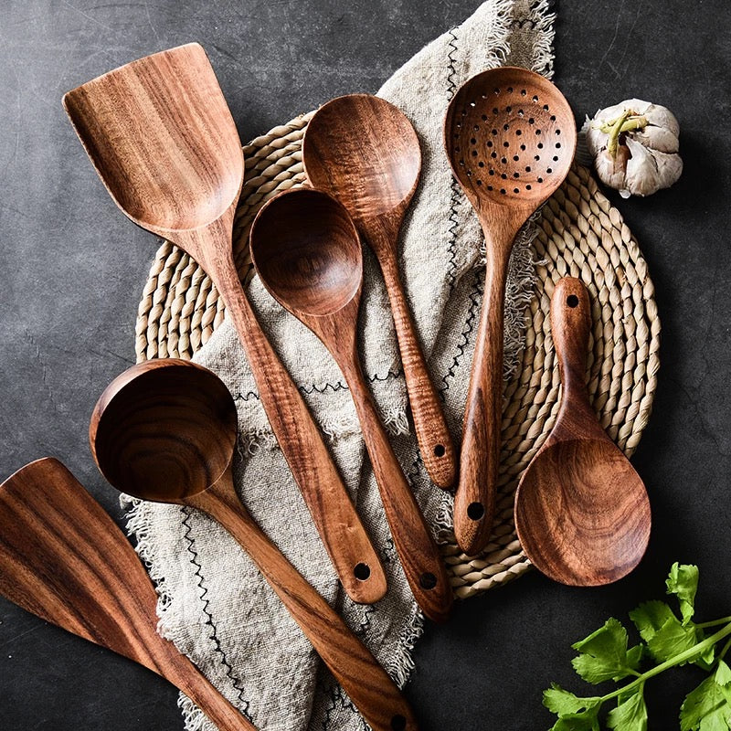 Versatile Acacia Wood Kitchen Utensil Set