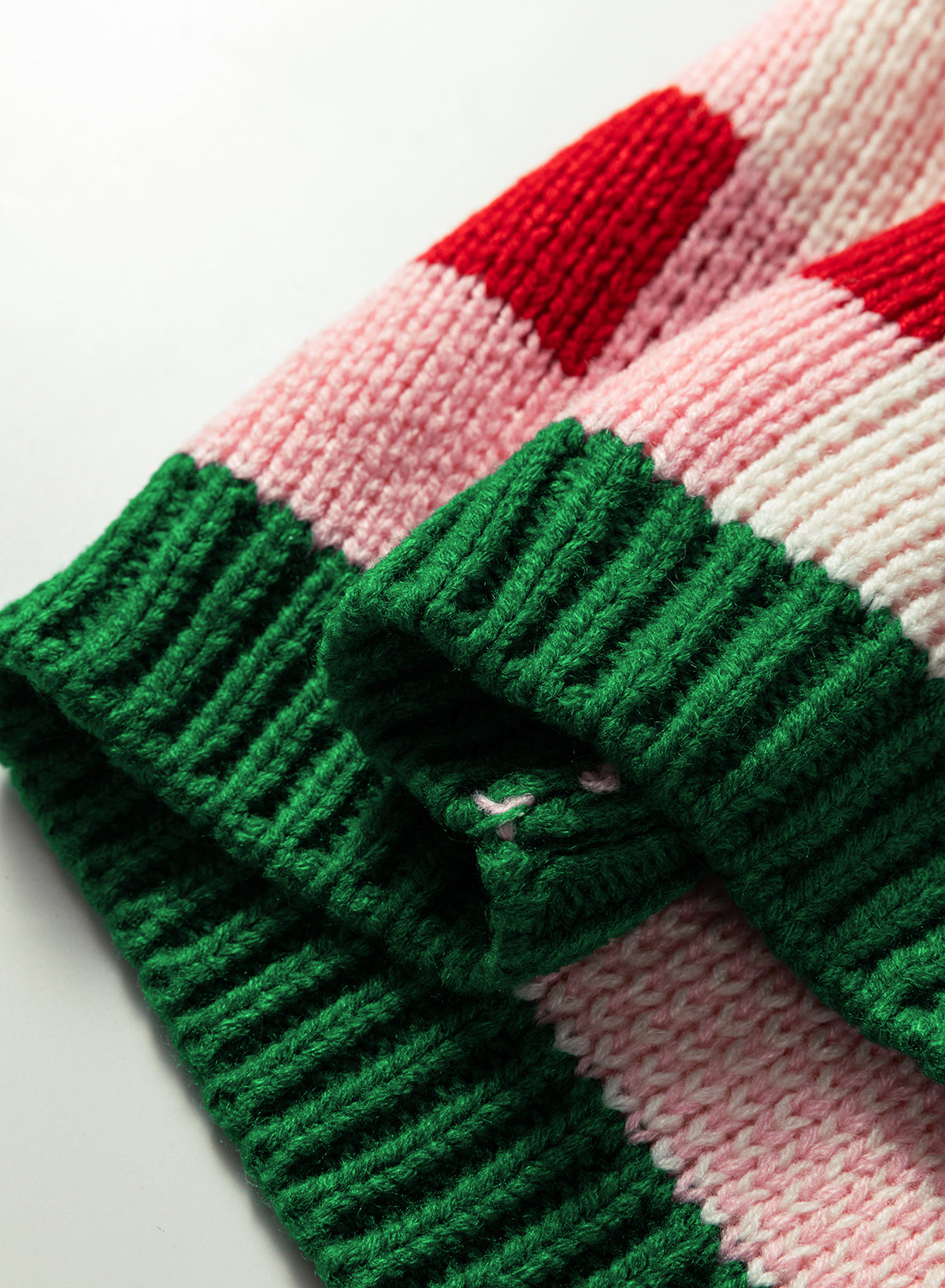 Women's Pink Checkered Christmas Cardigan – Open-Front Knit Sweater with Green Trim and Bow Details
