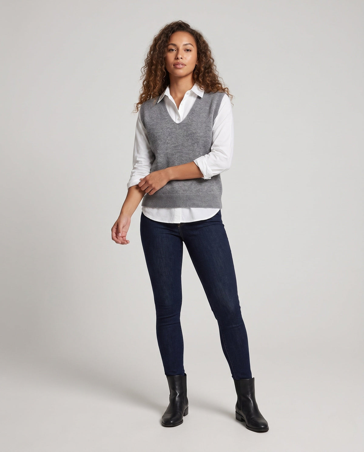 Women's Sleeveless Oversized Fine-Knit Vest with Deep V-Neck and Flecked Effect